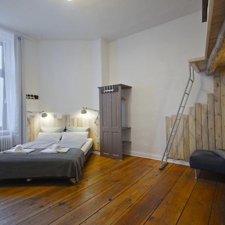 Courtyard Apartment Berlim Exterior foto