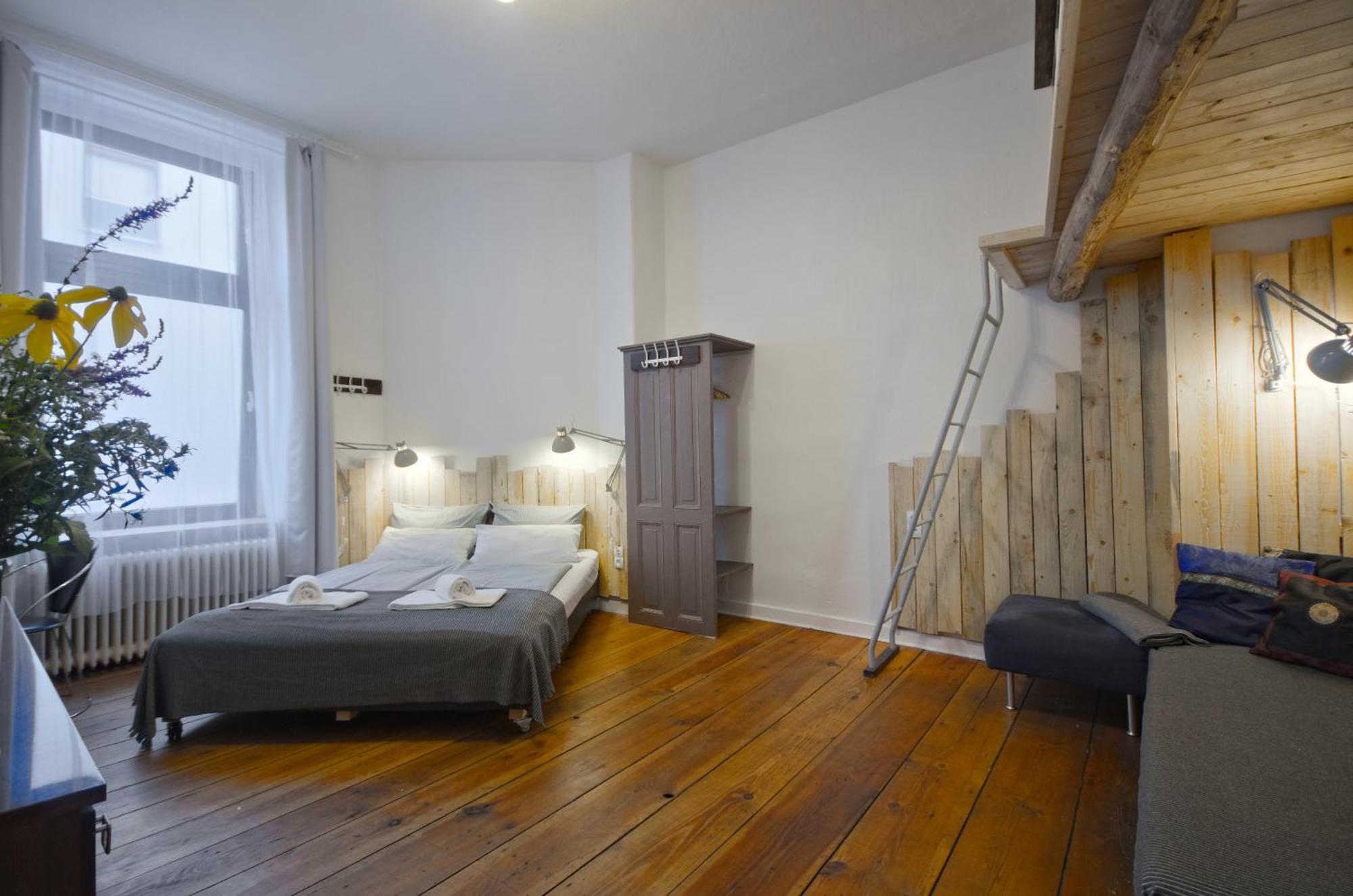 Courtyard Apartment Berlim Exterior foto