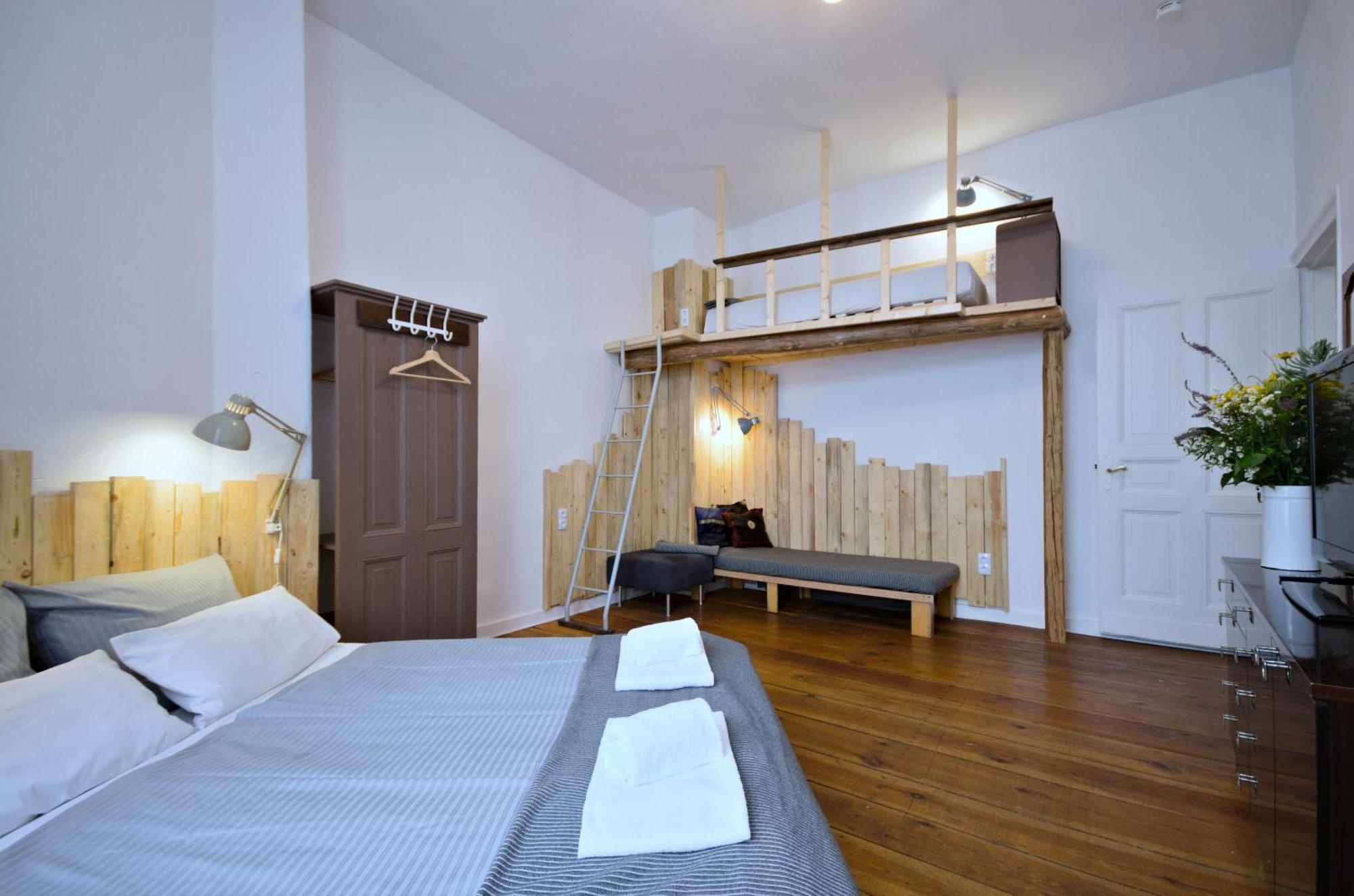 Courtyard Apartment Berlim Exterior foto